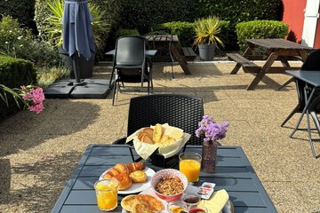 Breakfast meal