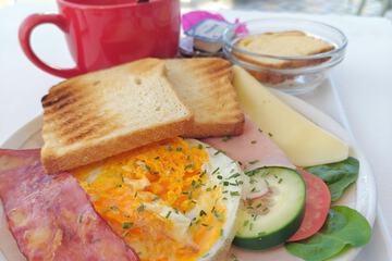 Breakfast meal