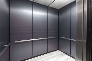 Hotel Interior 11 of 37