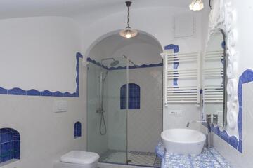 Photo 49