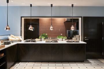 Breakfast area