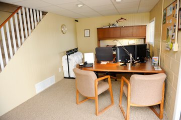 Check-in/check-out kiosk