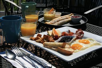 Breakfast meal