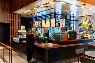 Breakfast/Coffee Service 60 of 76