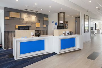 Check-in/check-out kiosk