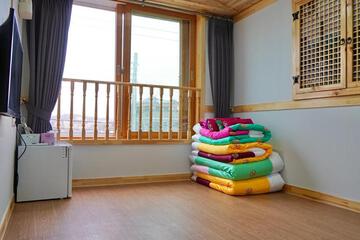 Photo 32
