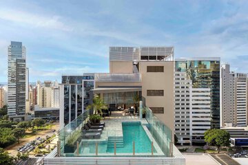 Rooftop pool