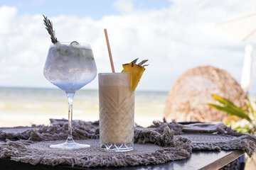 Beach bar