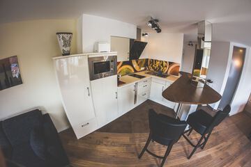 Private kitchenette