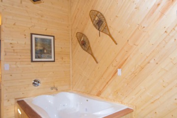 Jetted tub