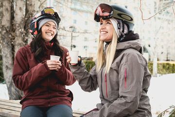 Snow and ski sports