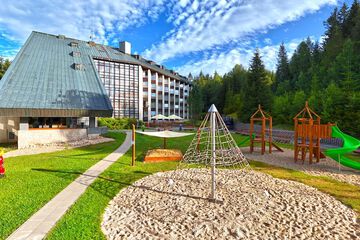 Children's play area - outdoor