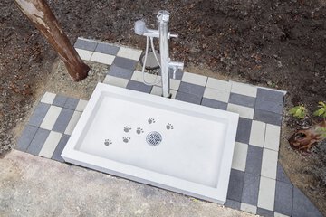 Pet-friendly amenities