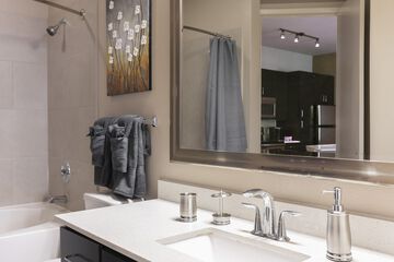 Bathroom sink