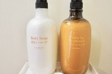 Bathroom amenities
