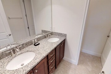 Bathroom sink