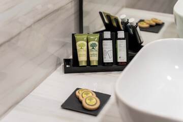 Bathroom amenities