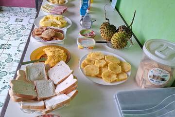 Breakfast buffet