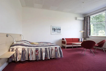 guest_rooms