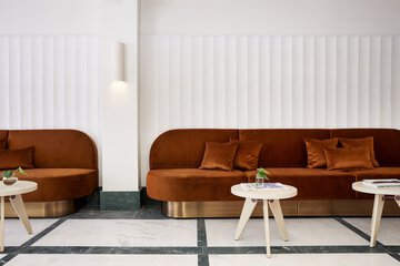 Hotel 3 of 102