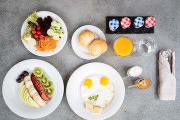 Breakfast meal