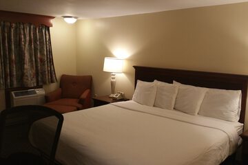 Dartmouth Motor Inn