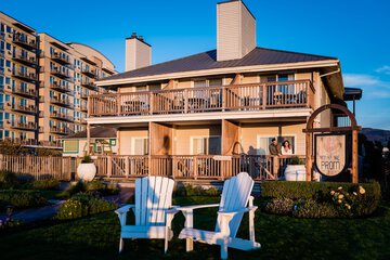 Inn at the Prom