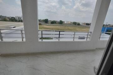 Photo 44