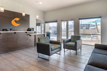 Hotel Interior 9 of 48