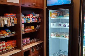 Snack bar