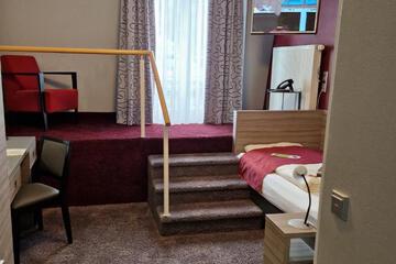 Photo 51