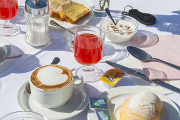 Breakfast buffet