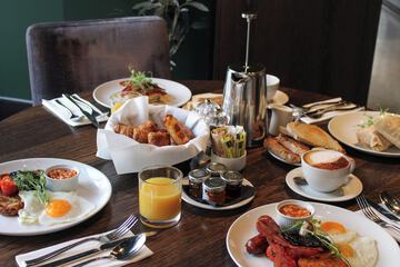 Breakfast meal