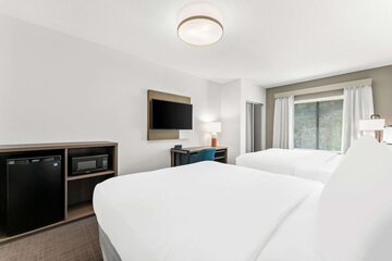 Room 37 of 60