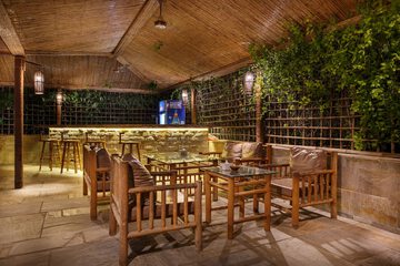 Poolside bar