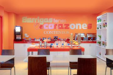 Breakfast area