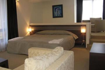 Photo 44