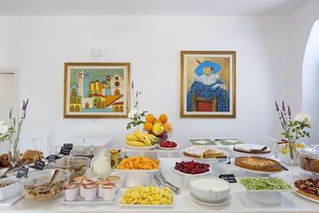 Breakfast area