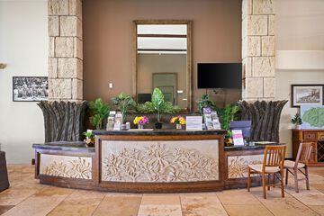 Concierge desk