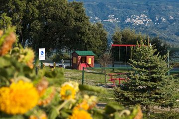 Children's play area - outdoor