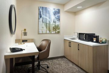 Room 21 of 33