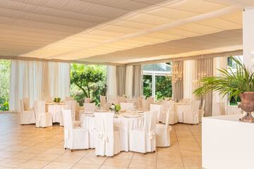 Indoor wedding