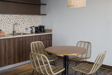 Private kitchenette