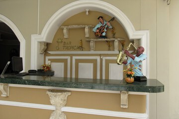 Poolside bar