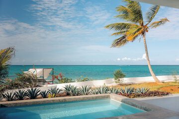 Private pool