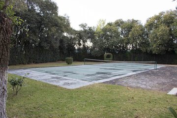 Tennis court