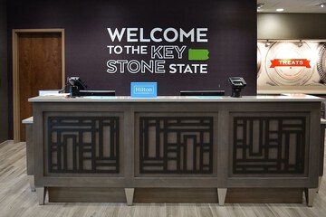 Concierge desk