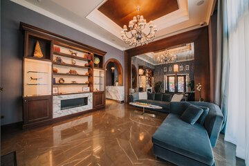 Lobby lounge