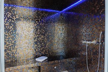 Steam room