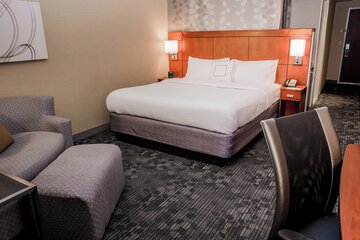 Room 22 of 48